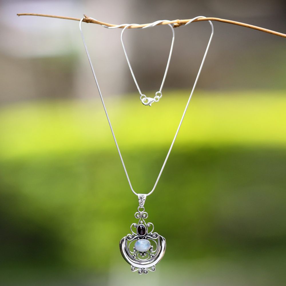 Temple Garden Moonstone Necklace - National Geographic Store