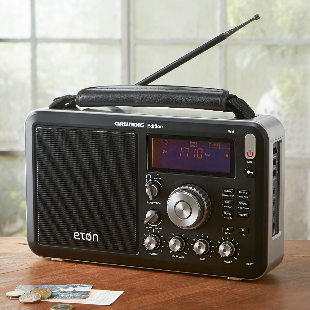Shortwave AM/FM Field Radio National Geographic Store