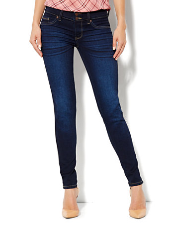 NY&C: Soho Jeans - Curve Creator Legging - Harlow Blue Wash