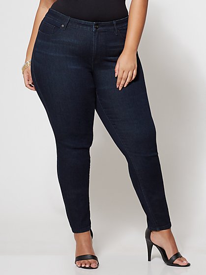 Plus Size Jeans and Denim for Women | Fashion To Figure