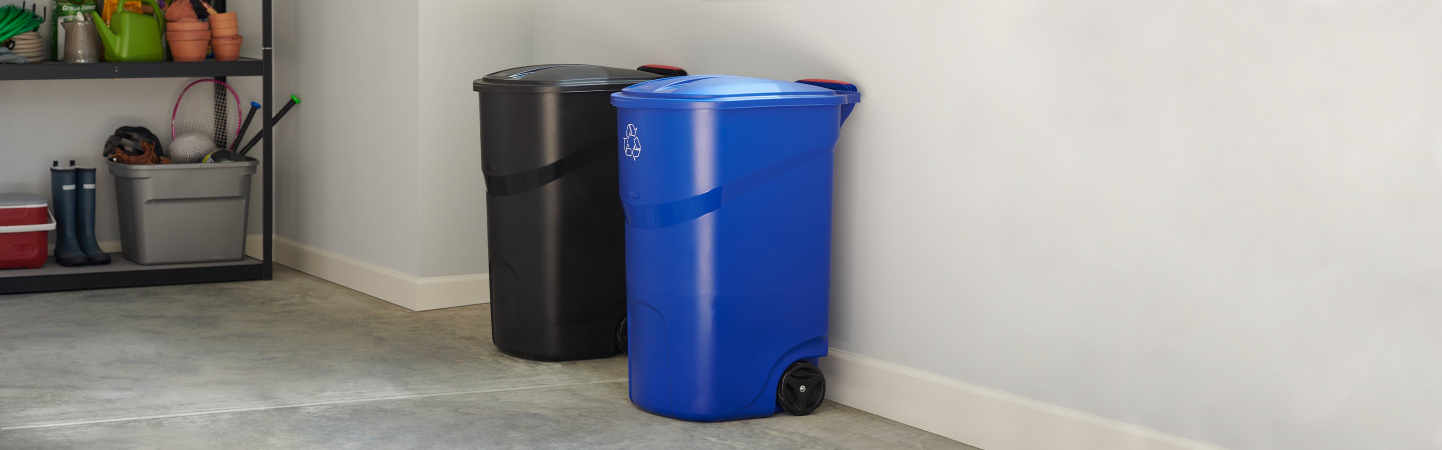 garbage and recycling can in garage