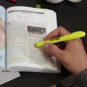 highlighting book with gel highlighter image number 4