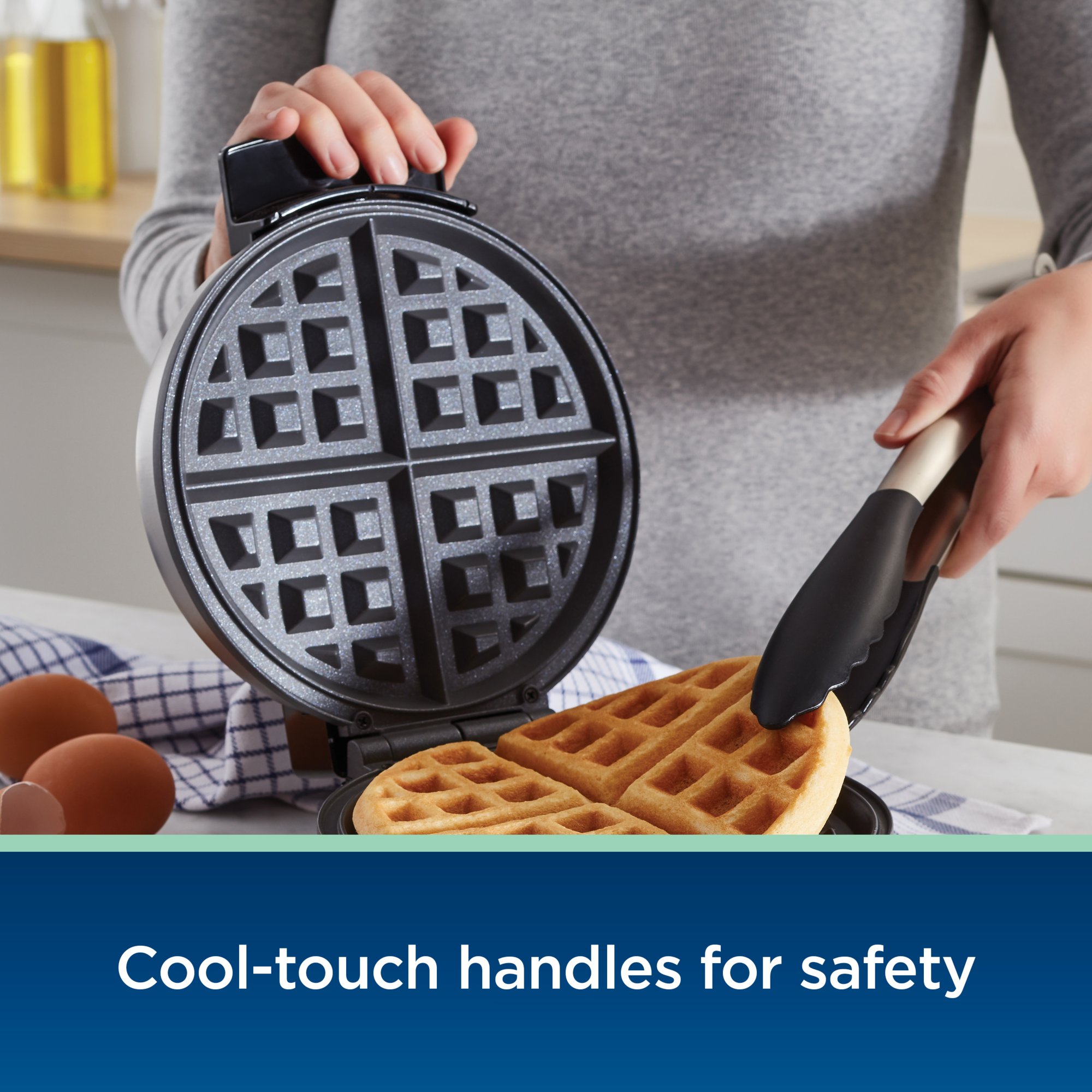 Oster® DiamondForce™ Nonstick Flip Waffle Maker