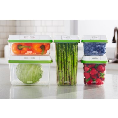 Rubbermaid FreshWorks Produce Saver Clear Large Food Storage Container –  Hemlock Hardware