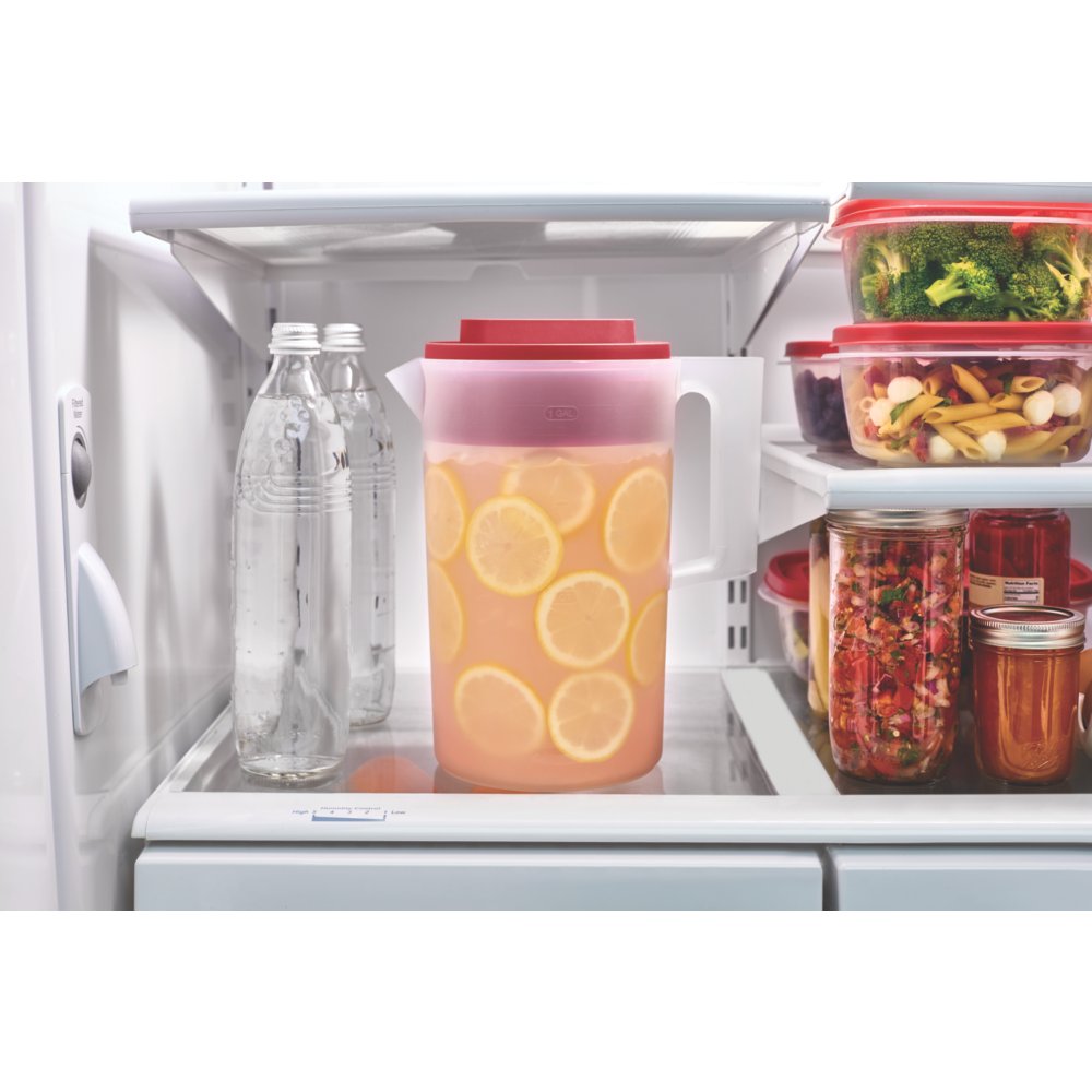 https://s7d9.scene7.com/is/image/NewellRubbermaid/2122601-rubbermaid-food-storage-simply-pour-pitcher-premium-lid-1g-red-refrigerator-with-food-lifestyle?wid=1000&hei=1000
