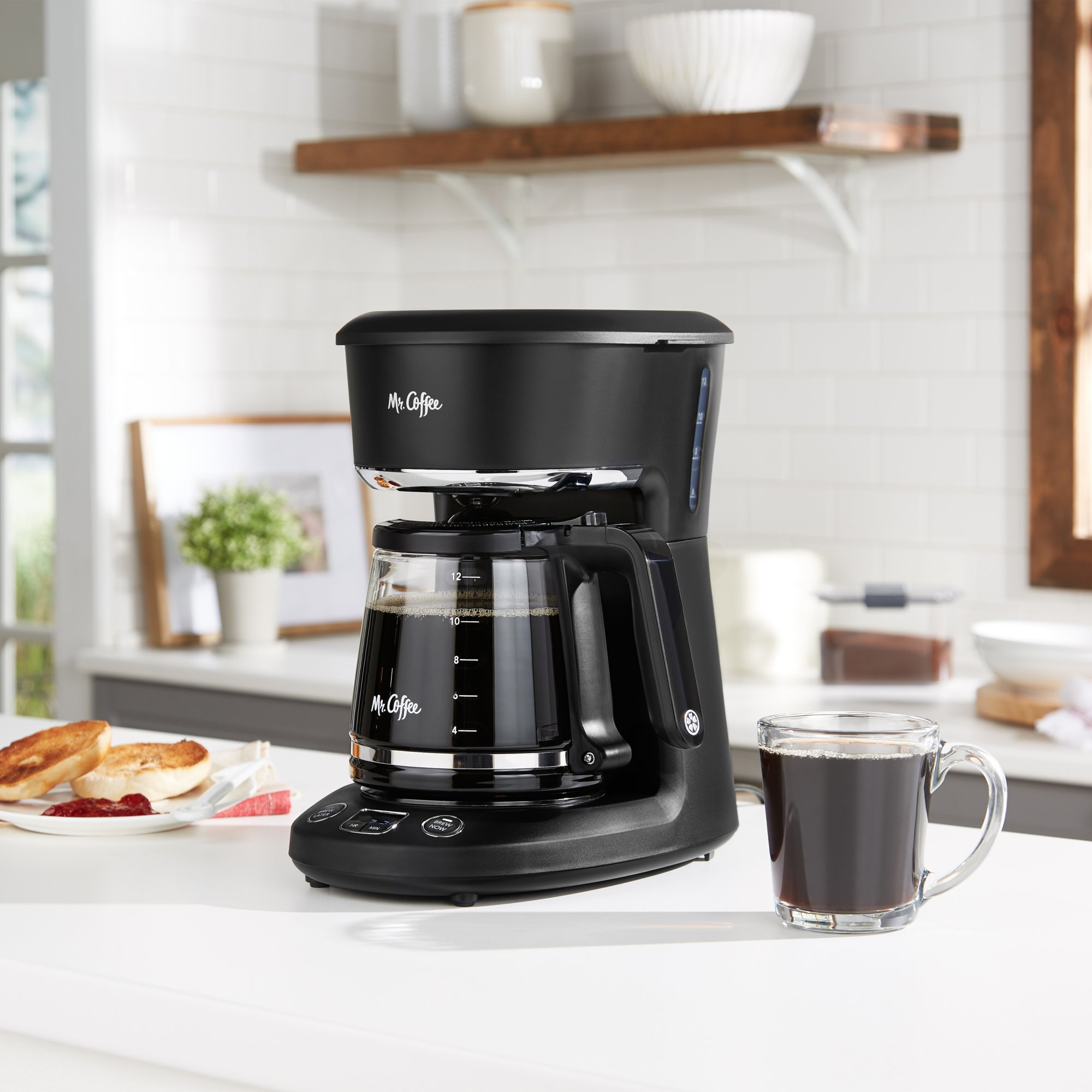 Mr. Coffee 5-Cup Programmable Coffee Maker, 25 oz. Mini Brew, Brew Now or  Later, Arctic & Chrome