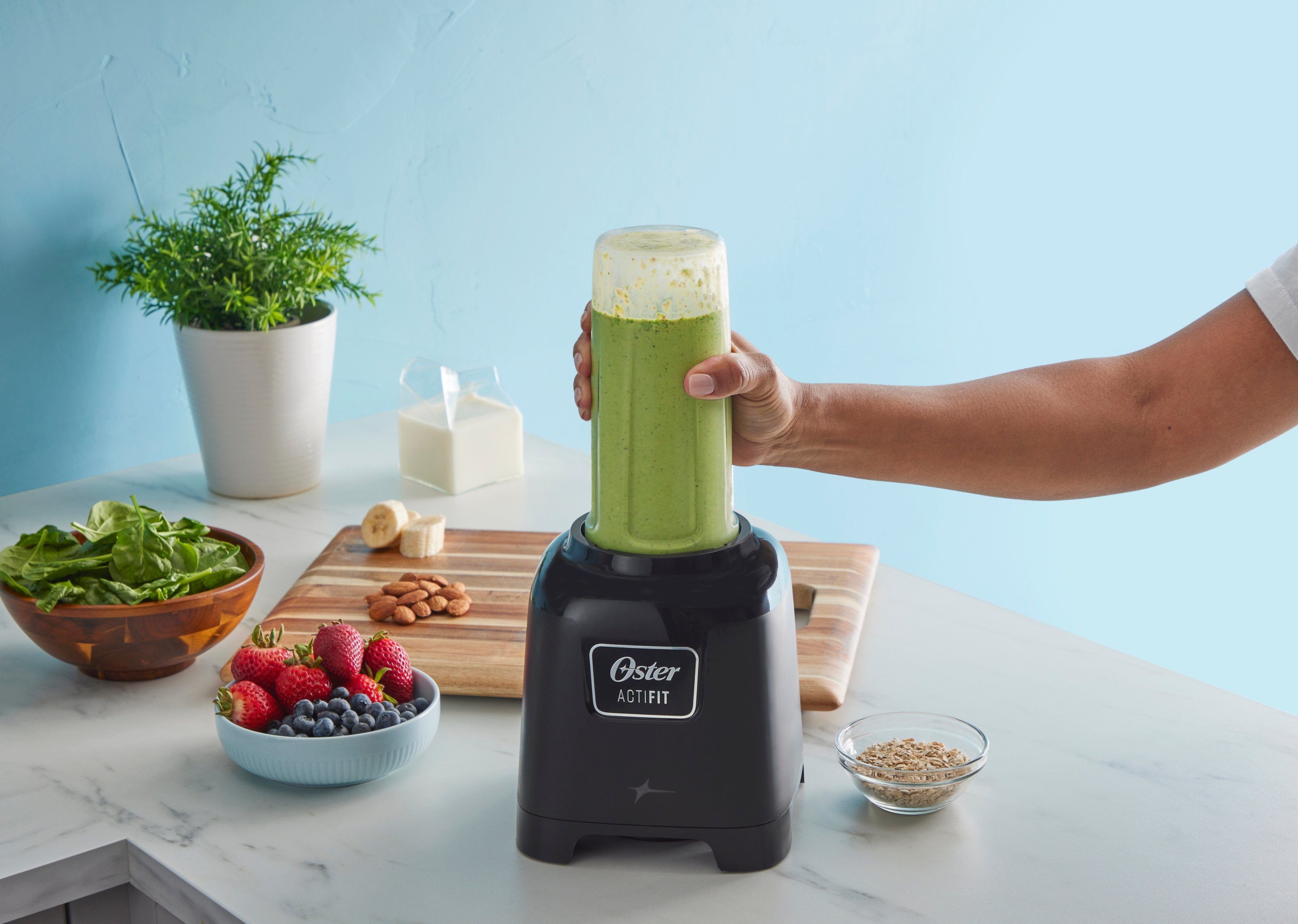 Oster® ActiFit Smoothie Blender, Personal Blender with 700Watt Motor