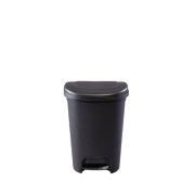 rubbermaid 13 gallon step-on trash can with liner lock lid closed front view image number 1