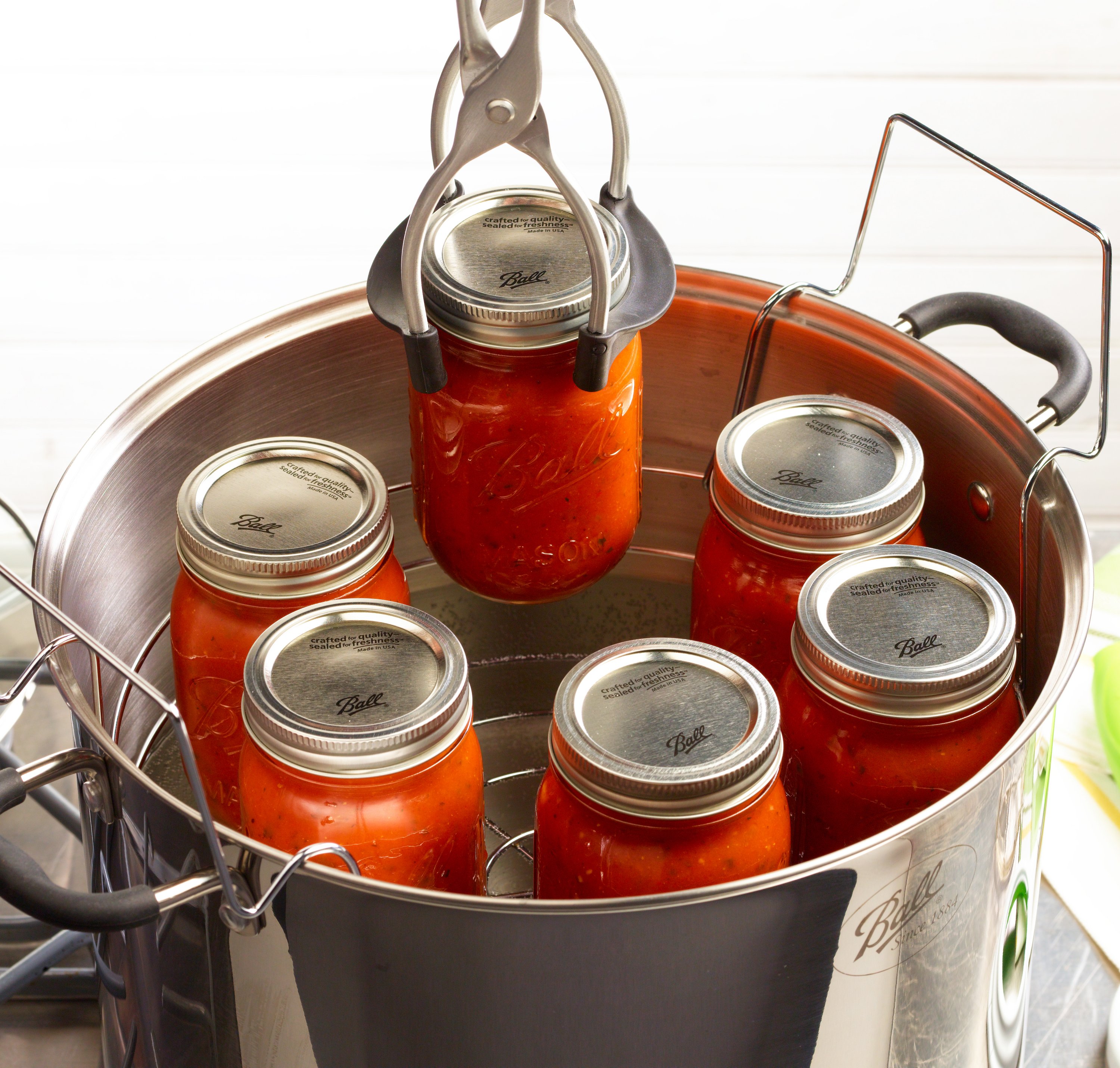 Bail Lid Jars - Healthy Canning in Partnership with Canning for beginners,  safely by the book