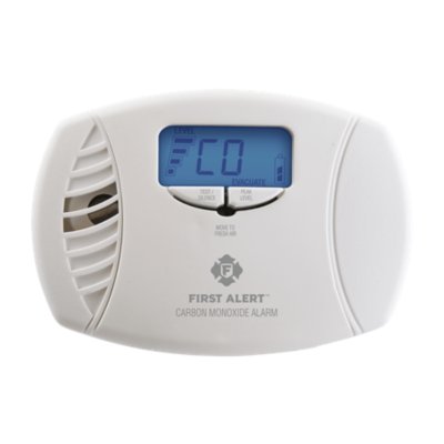 NEW First Alert CO600 Plug In Carbon Monoxide Alarm FREE SHIPPING monitors 