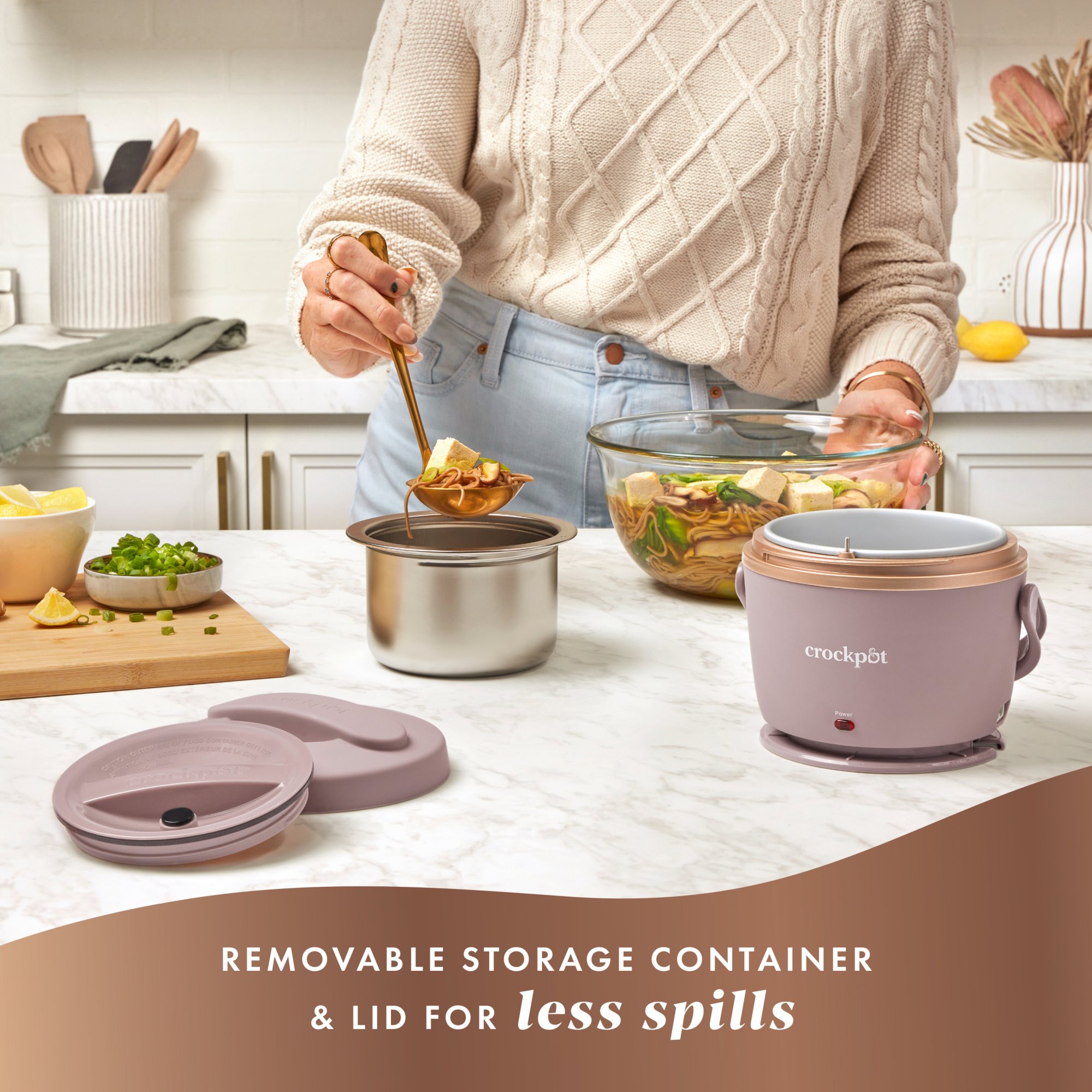 https://s7d9.scene7.com/is/image/NewellRubbermaid/DC-33656-Crockpot-LunchCrock2021-Pink-ATF04?wid=2000&hei=2000