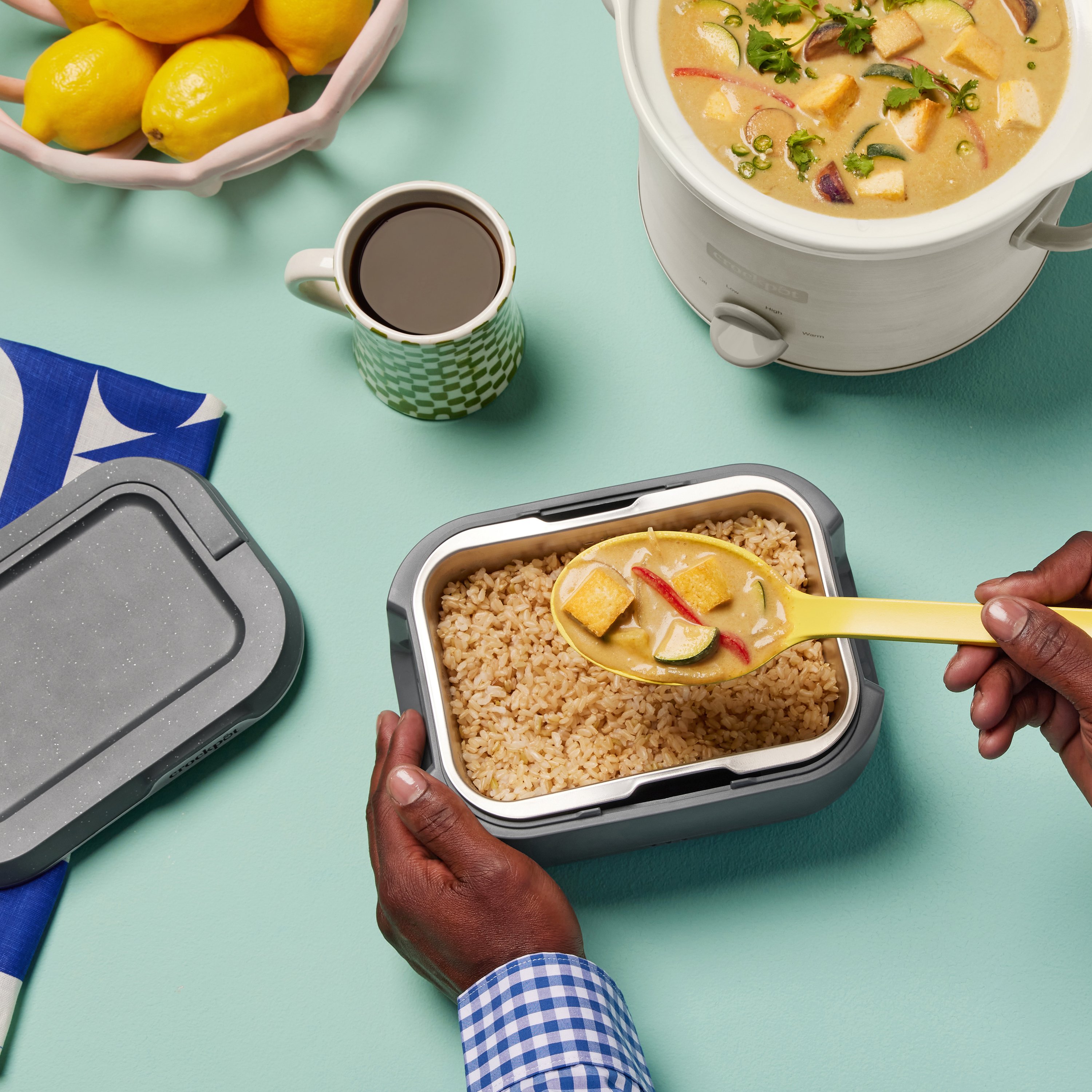 This Portable Crockpot Lunch Box Will Warm Up Your Food at Just $36