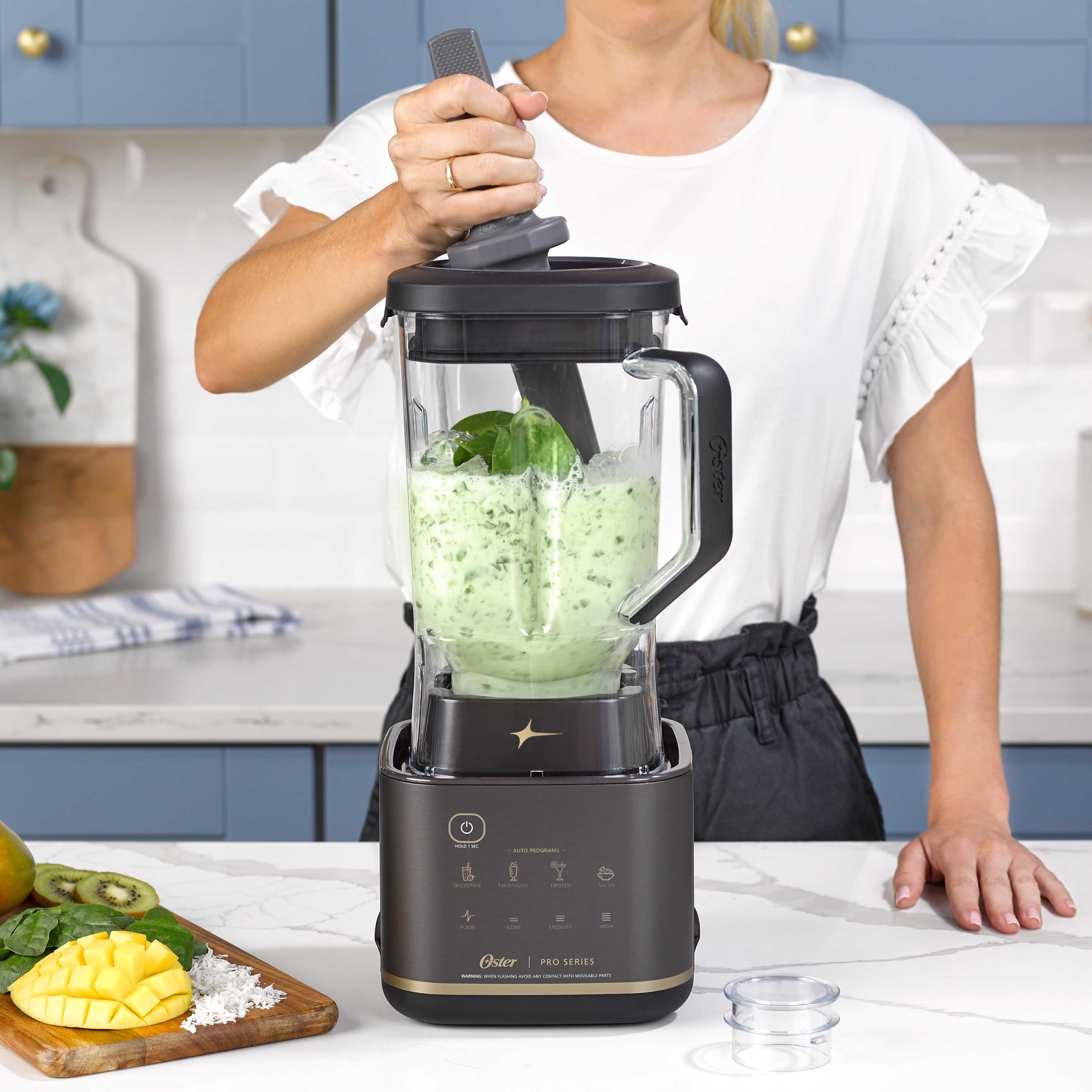 The Oster Pro Series XL Professional Blender with Powerful High Performance 1100 Watt Motor Oster Canada