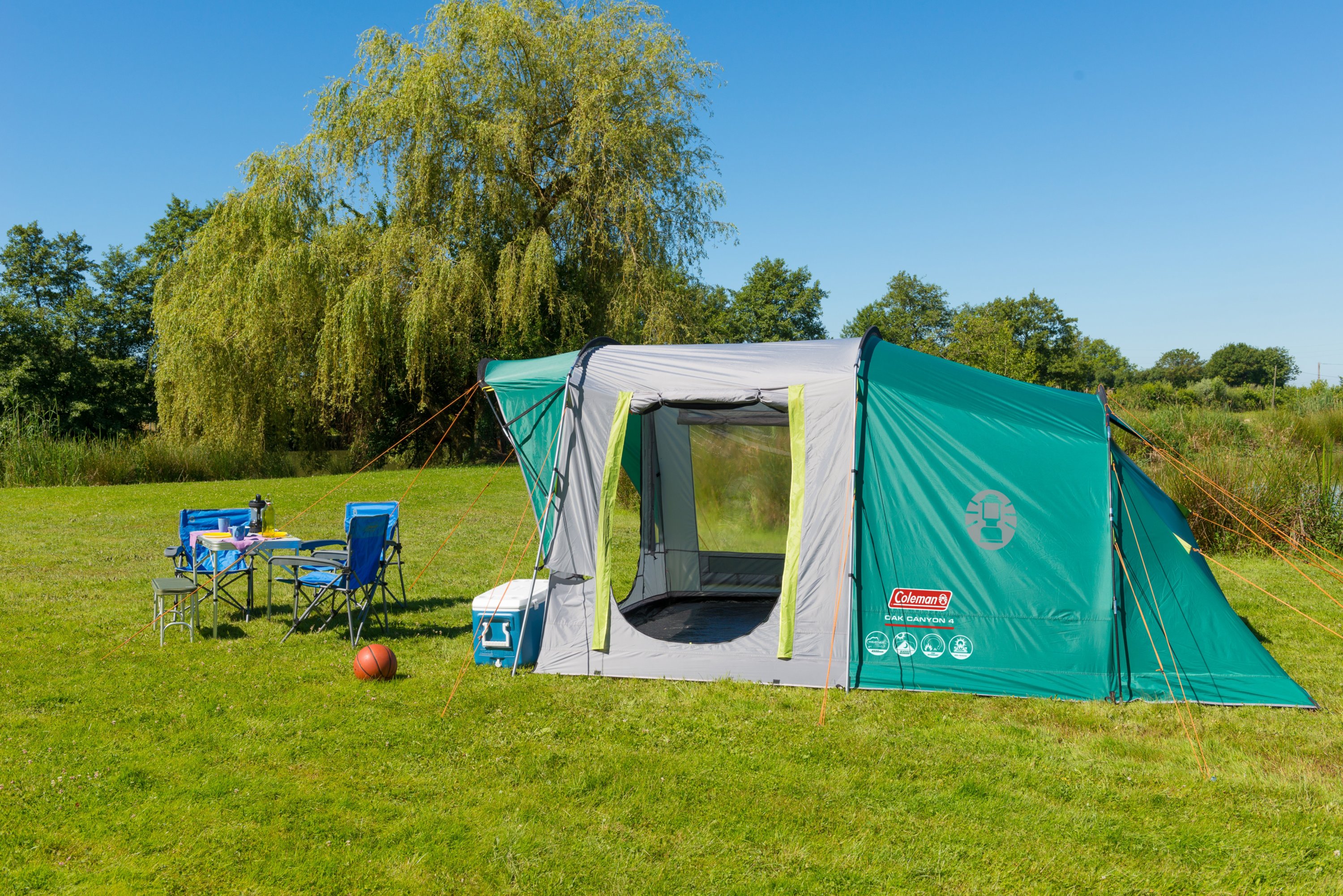 Oak Canyon 4 BlackOut Tent Coleman UK