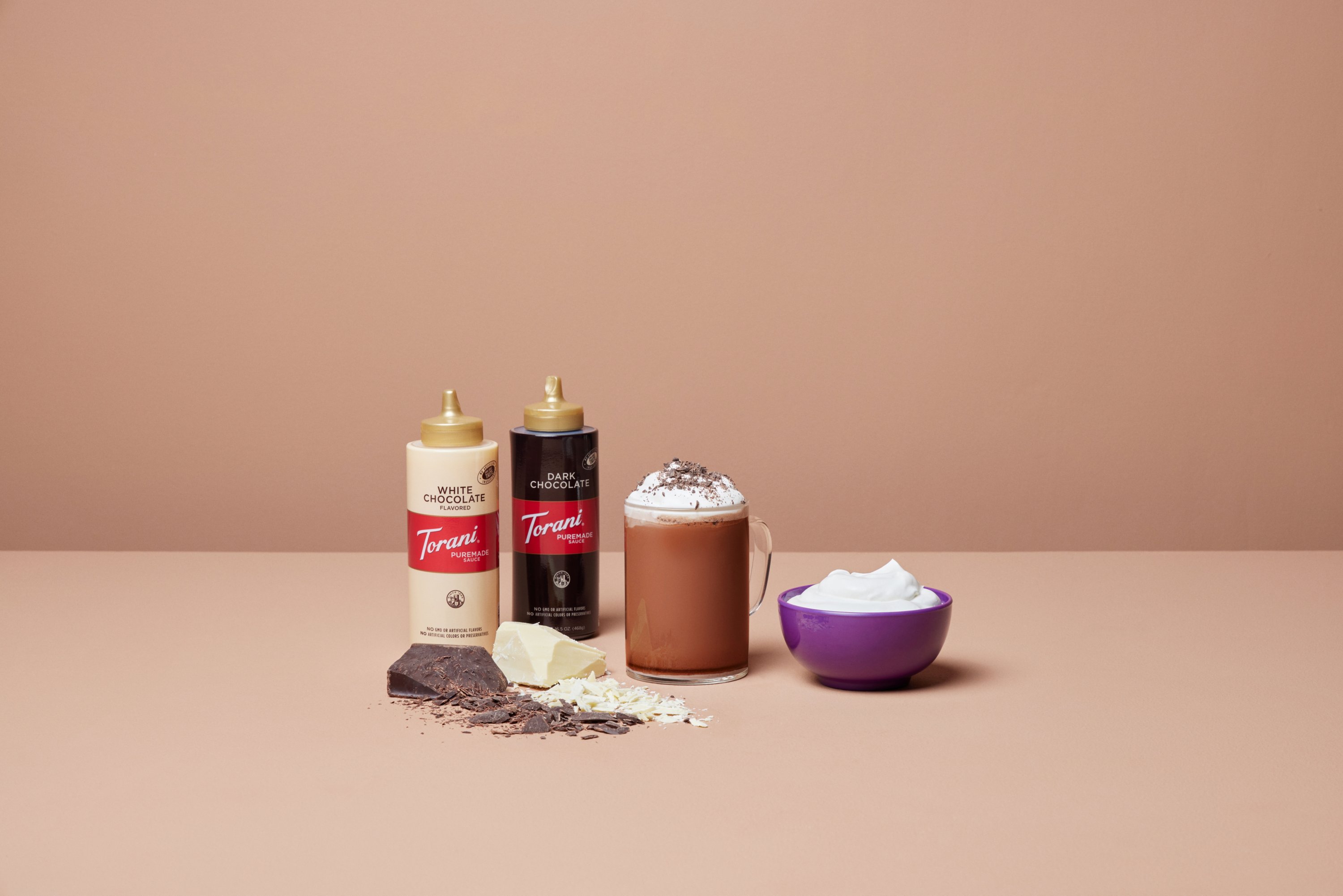 https://s7d9.scene7.com/is/image/NewellRubbermaid/MRC_Latte%20Recipes_TuxdeoHotChocolate_2921_RT_wip2?fmt=jpeg