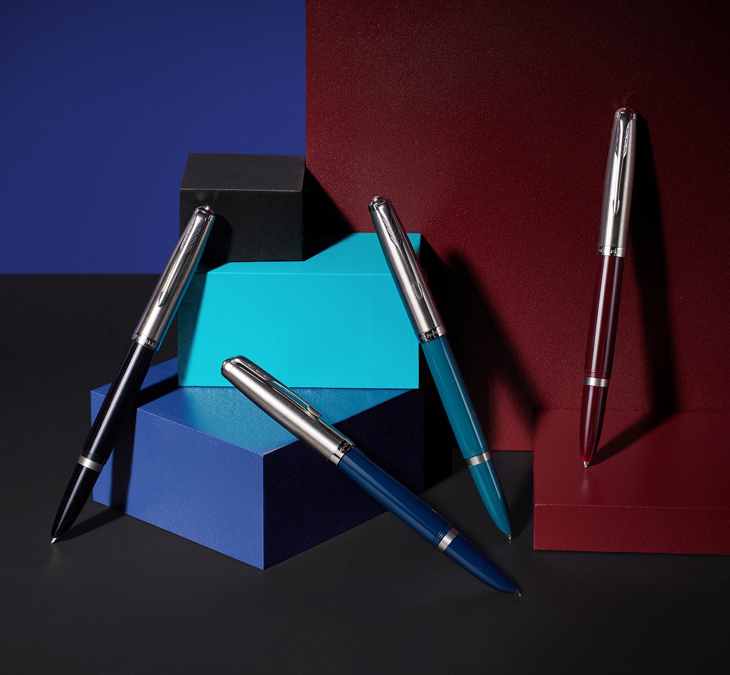 Parker 51 stylo plume, Corps bleu nuit et attributs chromes, Plume  moyenne, Cartouche d'encre noire