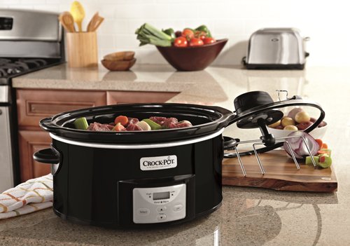This Portable Mini Crockpot Is Perfect For Toting Thanksgiving Leftovers