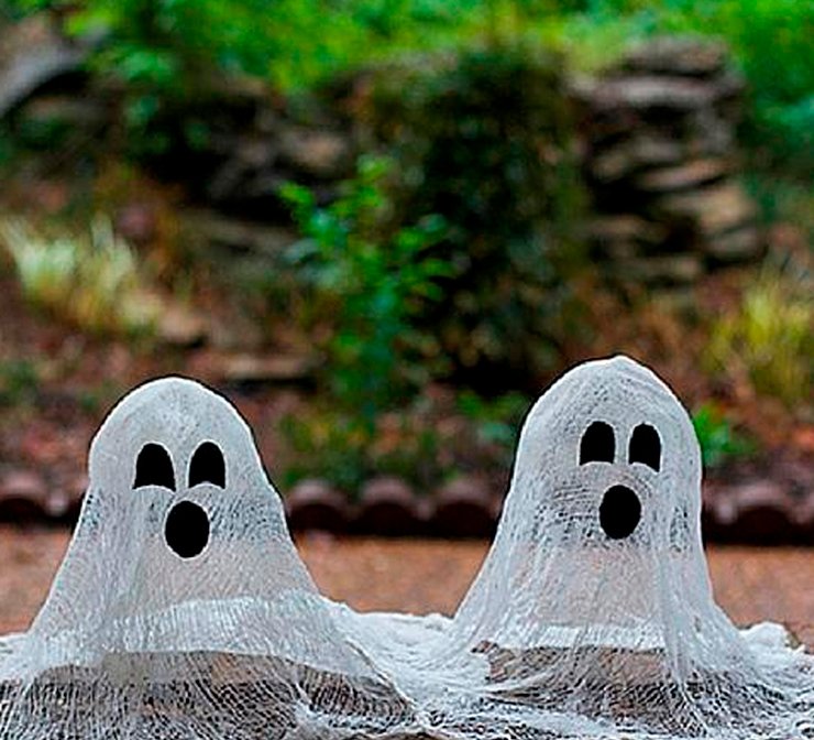 Cheesecloth ghosts craft project