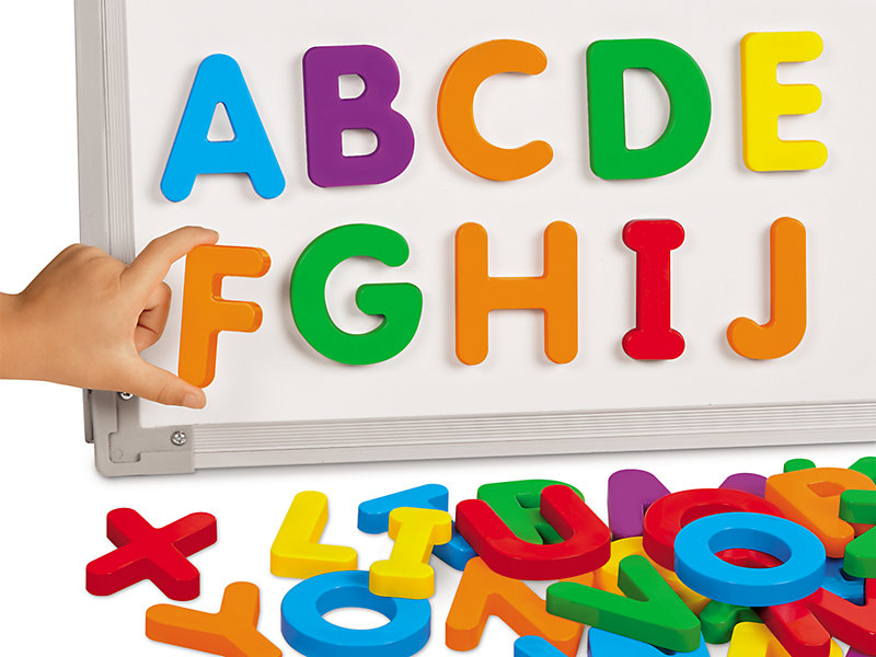 giant-magnetic-letters-uppercase-at-lakeshore-learning