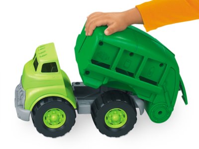 kids recycling truck