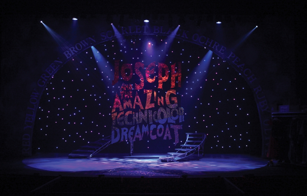 https://s7d9.scene7.com/is/image/RoseBrand/Joseph-and-the-Amazing-Technicolor-Dreamcoat-ShowLED-Curtain