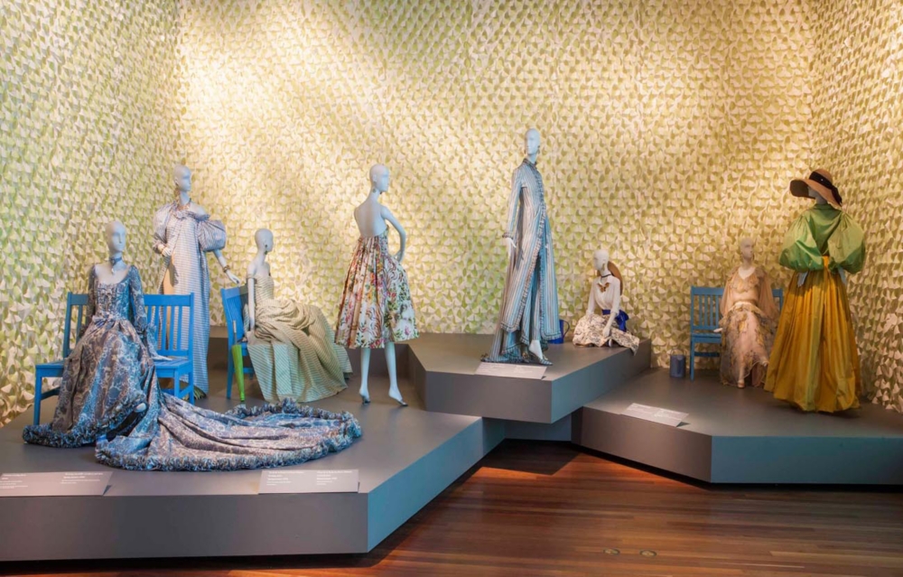 de Young Museum - Oscar de la Renta Exhibit