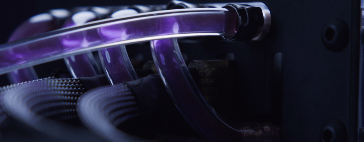 Liquid-cooled SSD for data center and AI factory