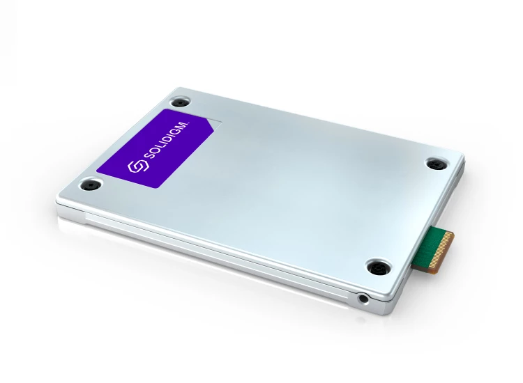 Soldigm D5-P5336 QLC SSD