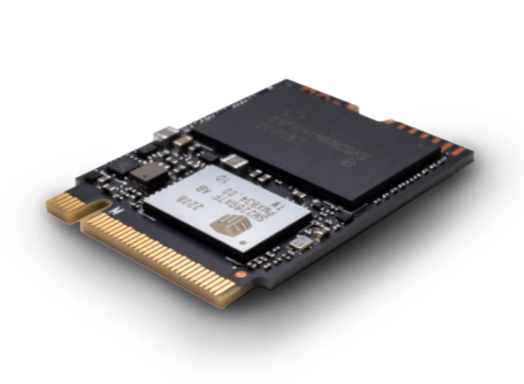 Solidigm™ P41 Plus Series Disque SSD Interne 1 to GEN 4 NVMe 4.0