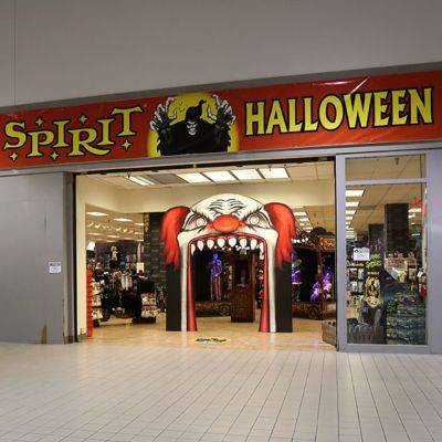 halloween store websites