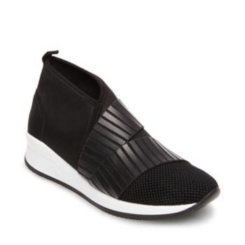 Women's Clearance Sneakers | Steve Madden