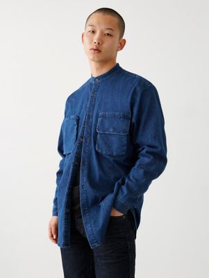 denim shirt and t shirt combination