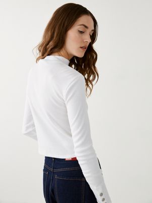 ways to cut a long sleeve shirt