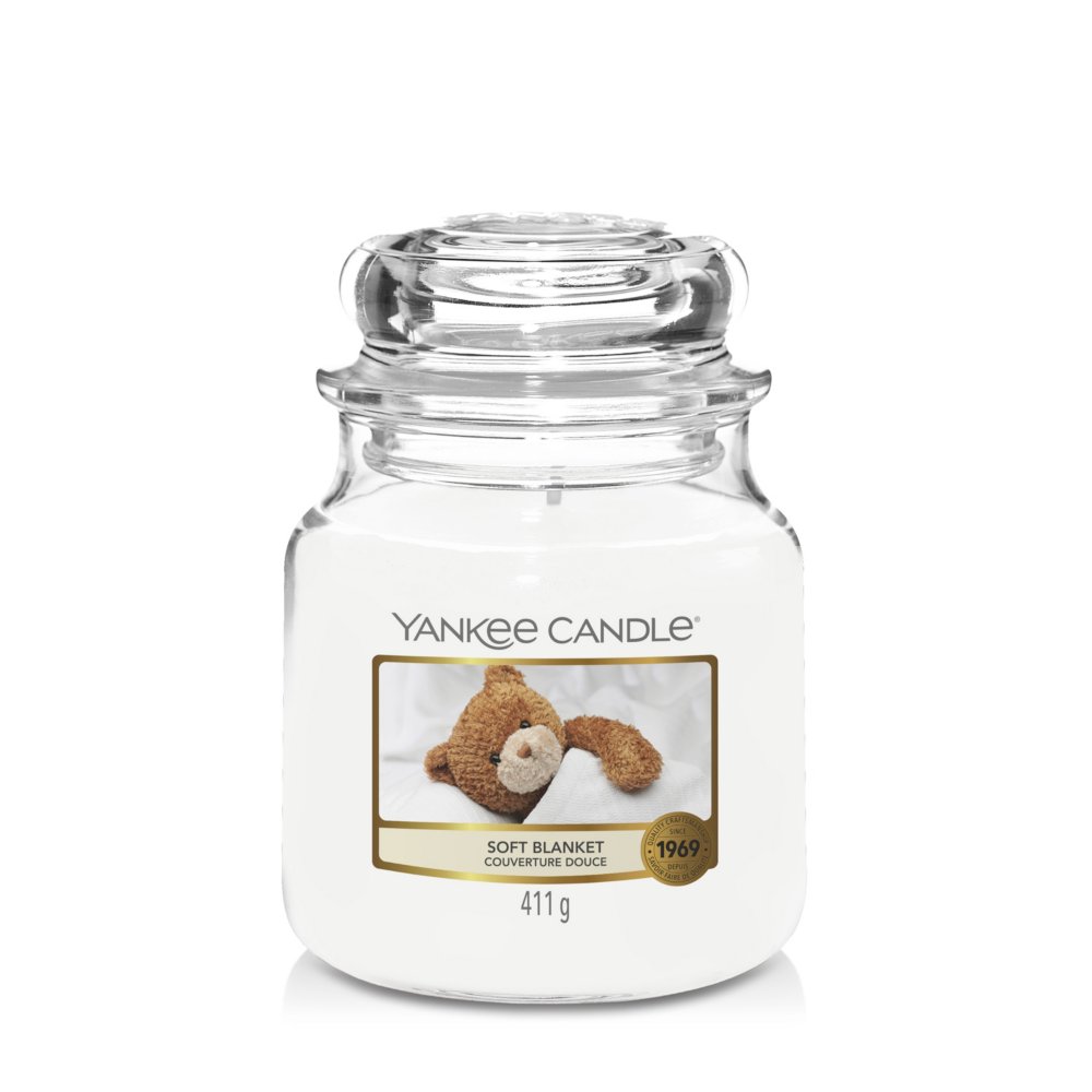 Soft Blanket™ Original Medium Jar Candle - Original Medium Jar Candles | Yankee Candle