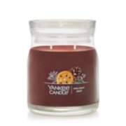 holiday zest signature jar candle with lid