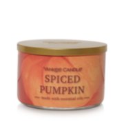 Yankee Candle spiced pumpkin scent
