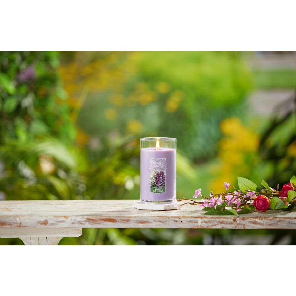 Yankee Candle Candle, Lilac Blossom - 1 candle, 22 oz