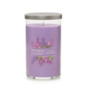 Compra Yankee Candle en tarro grande con diseño de flores lilas al por mayor