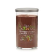 praline and birch signature medium pillar candle
