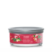 Yankee Candle Signature Medium Candle Holiday Cheer 368 g - £16.45