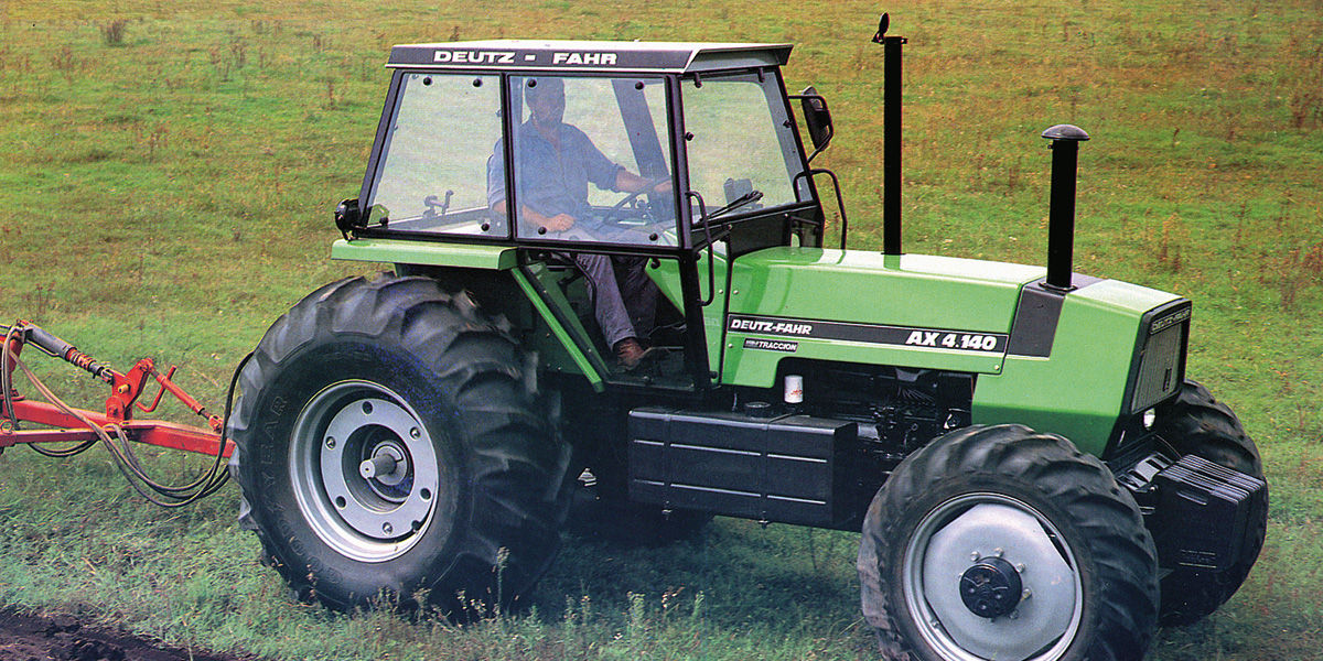 Deutz-Fahr DX tractor