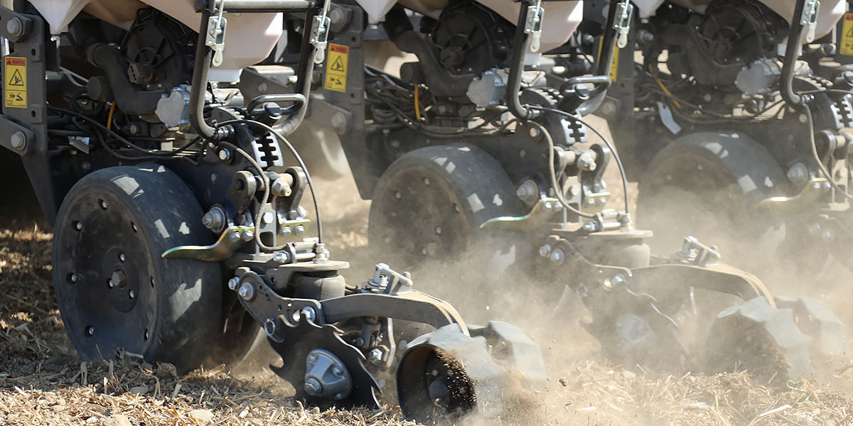 2017-Precision Planting seed drill