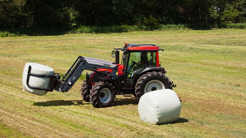 A-Series-VALTRA_A93_800x450.jpg