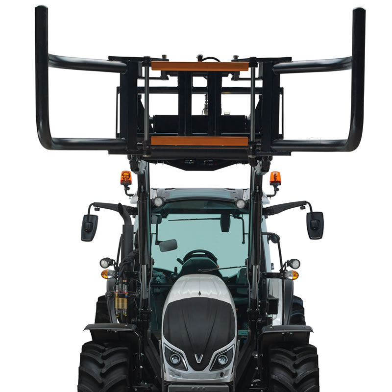 Valtra A-Serie with fronloader