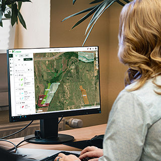 Female FarmENGAGE Office.jpg