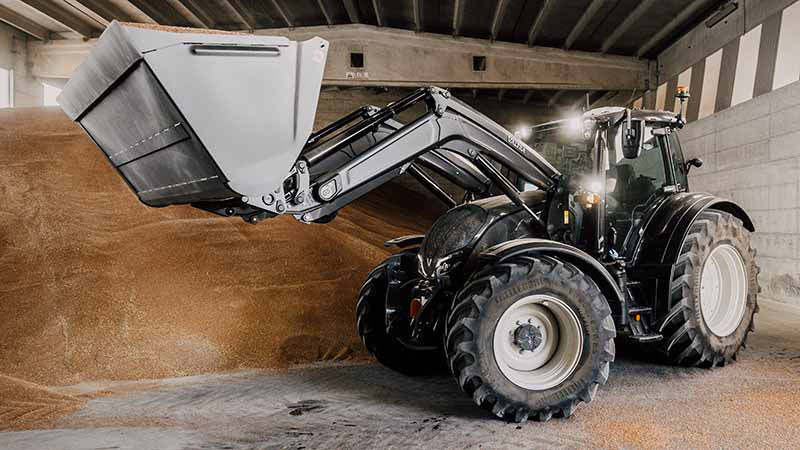 Presicion_lift_load_Valtra_N_Series.jpg