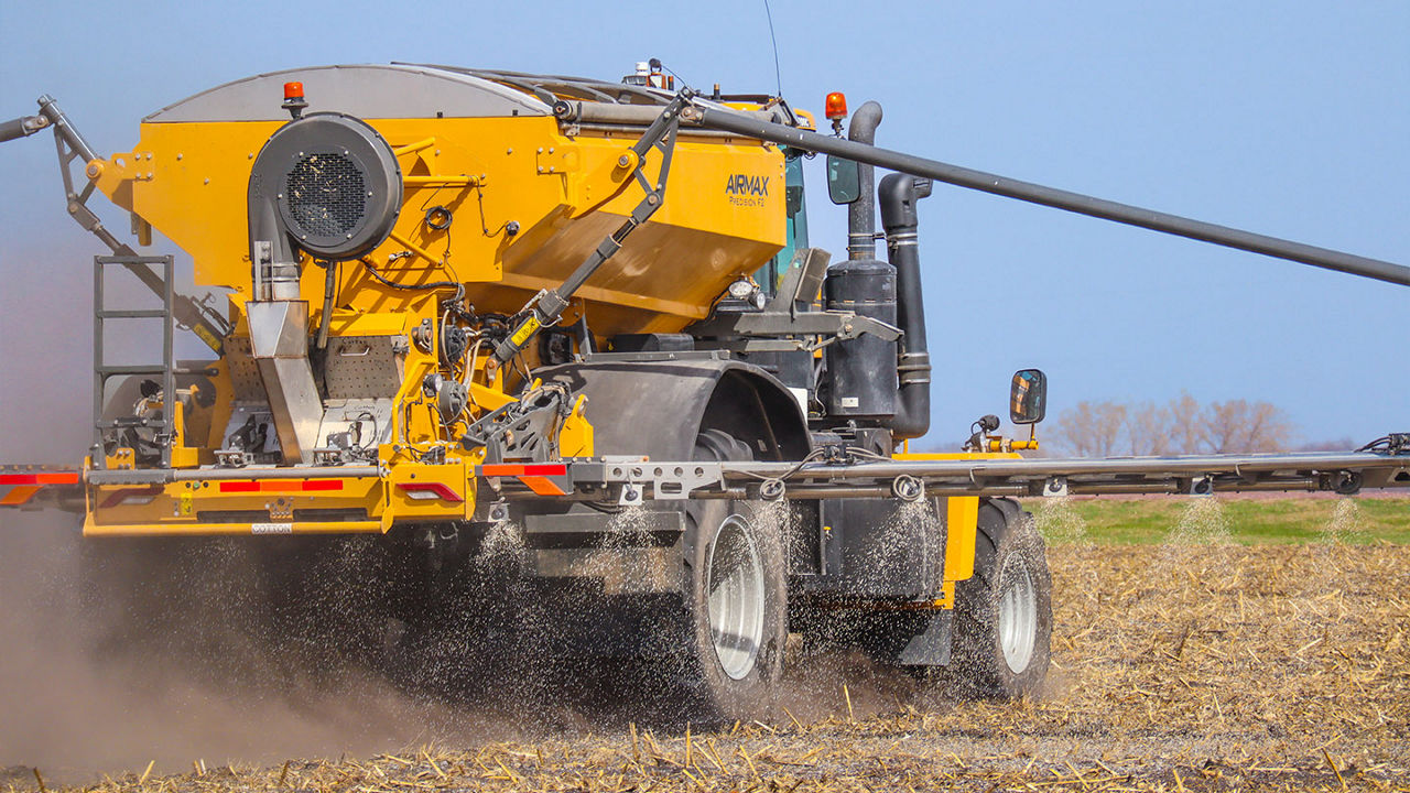 TG8400C applicator in field