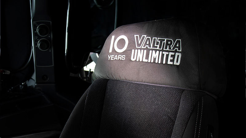 Valtra Unlimited 10 years edition seat cover