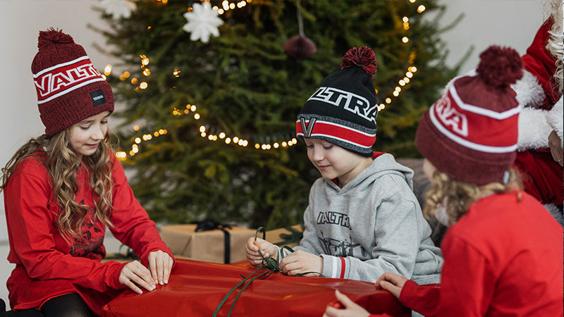 Valtra Collection Christmas.jpg