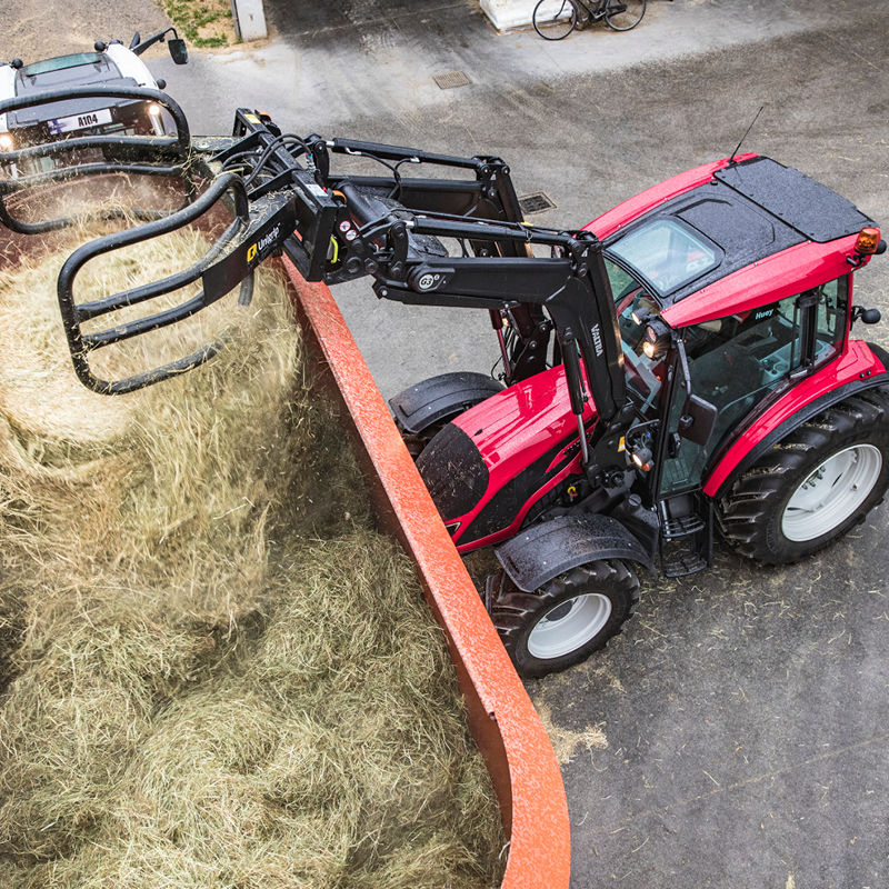 Valtra-A-serie-frontrloader-800x800.jpg